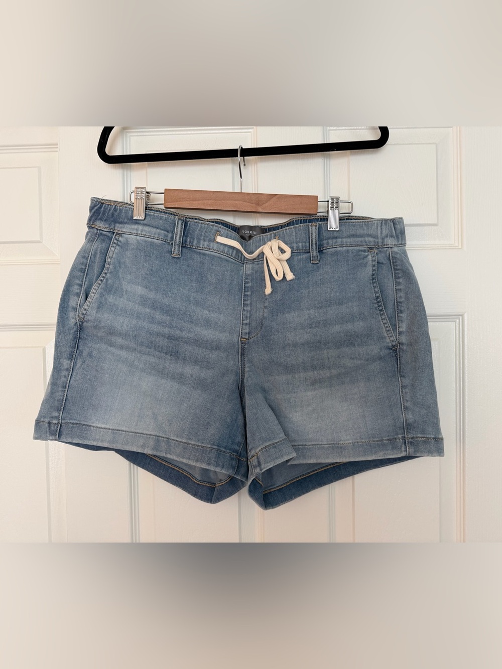 Torrid Jean Shorts size 1